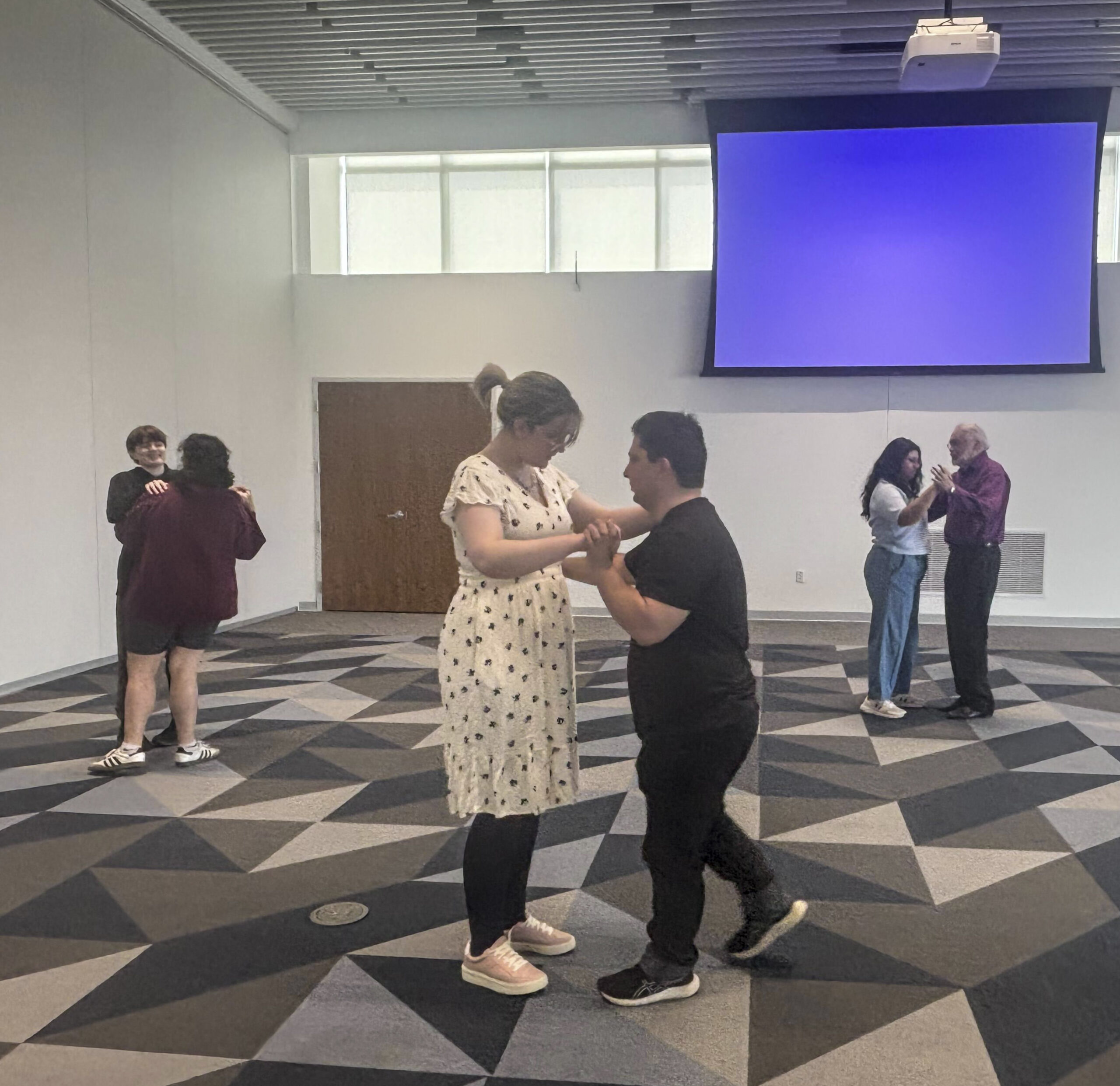 Students learn Argentine tango on campus